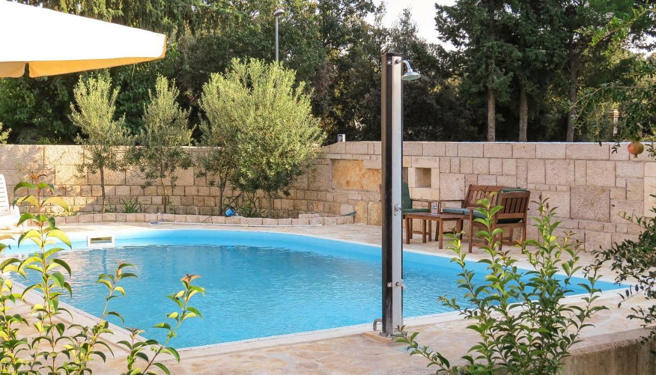 Bungalow Vice With Pool Pakoštane Exteriér fotografie