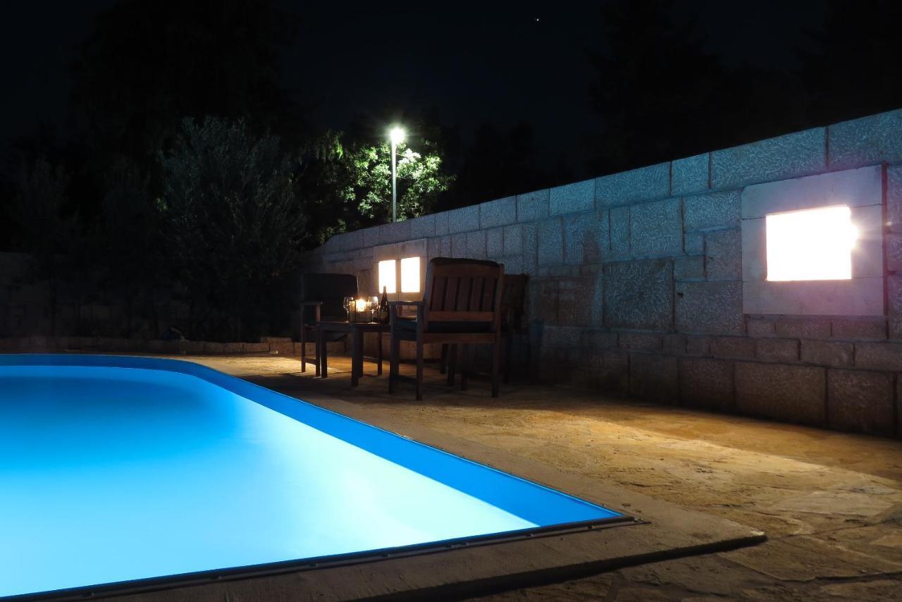 Bungalow Vice With Pool Pakoštane Exteriér fotografie
