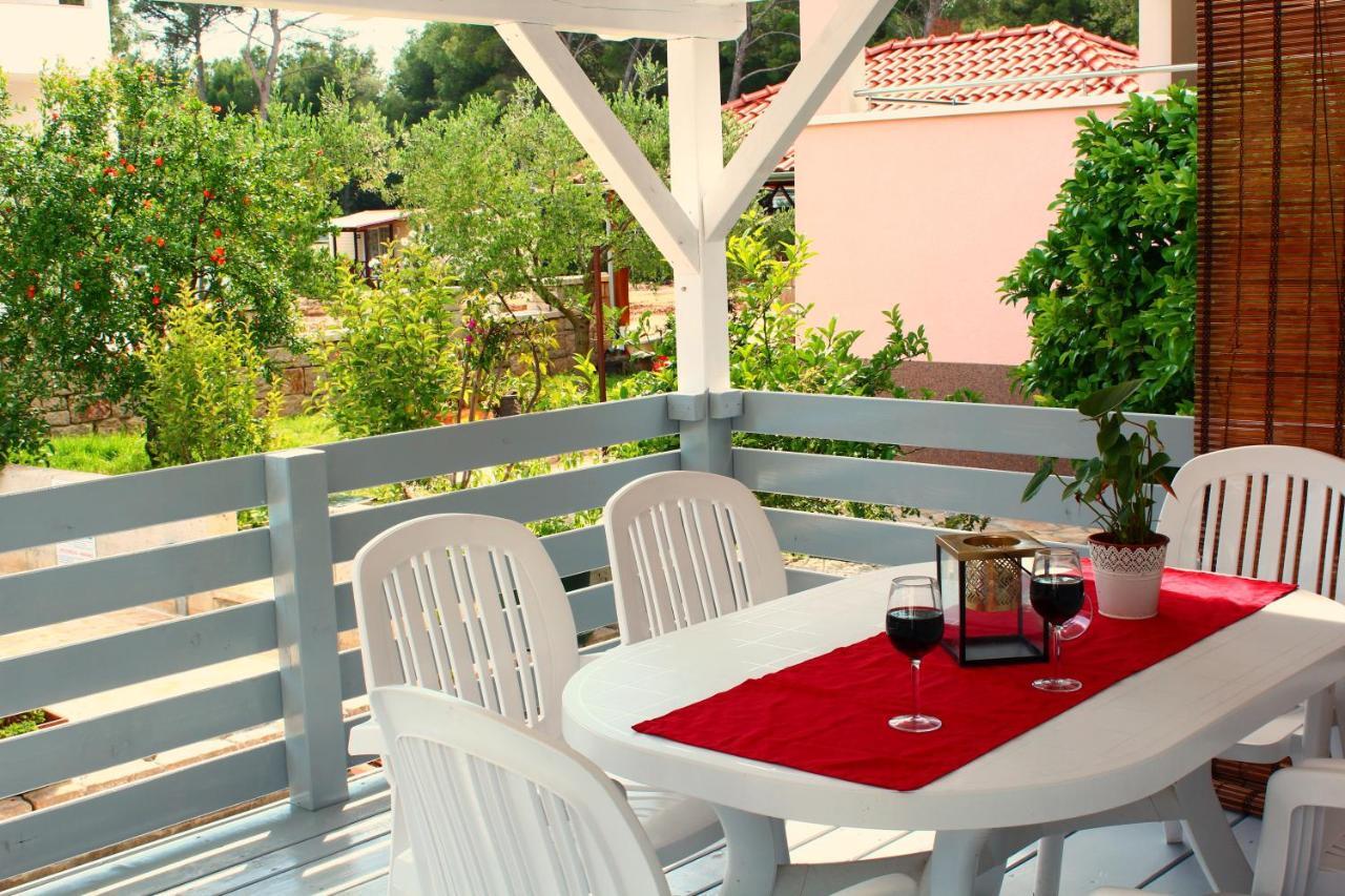 Bungalow Vice With Pool Pakoštane Exteriér fotografie